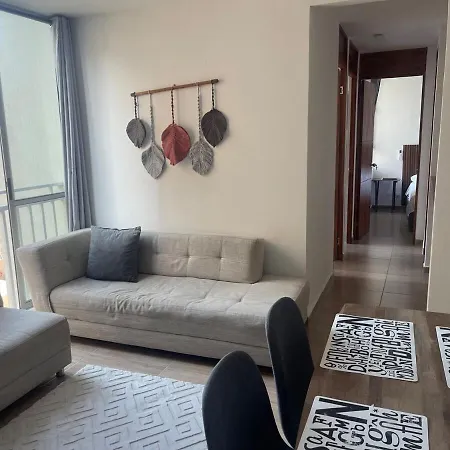 Lujoso Apartamento *